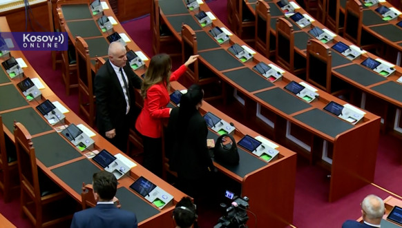 Parlament Albanije