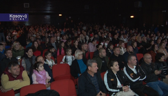 U Štrpcu održan Međunarodni festival folklora "Svi u kolo pod Šar planinu"