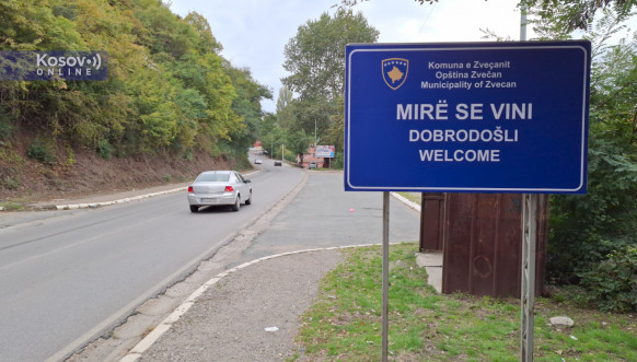 Nove table na putu Severna Mitrovica-Zvečan Nove table na putu Severna Mitrovica-Zvečan
