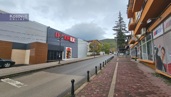 Aljbin Kurti posetio Leposavić
