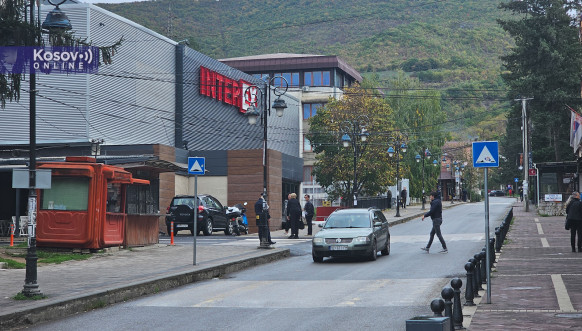 Aljbin Kurti posetio Leposavić