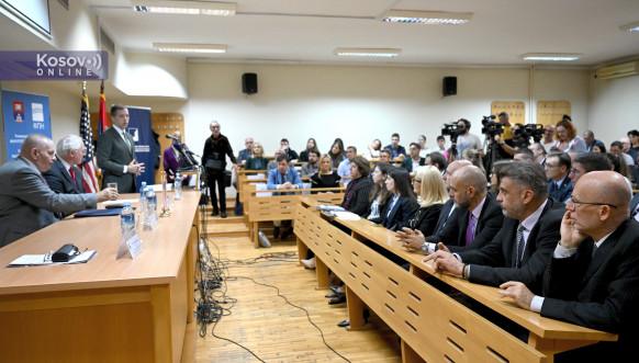  "Centar za studije Sjedinjenih Američkih Država - Prvih dvadeset godina postojanja"