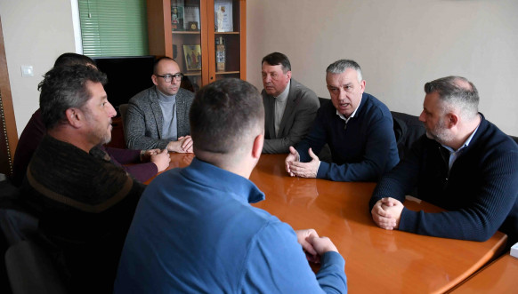 Srpska lista sa Lukom Zlatičaninom