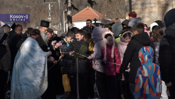Oci u Hramu Uspenja Presvete Bogorodice Oci u Hramu Uspenja Presvete Bogorodice