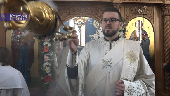 Oci u Hramu Uspenja Presvete Bogorodice Oci u Hramu Uspenja Presvete Bogorodice
