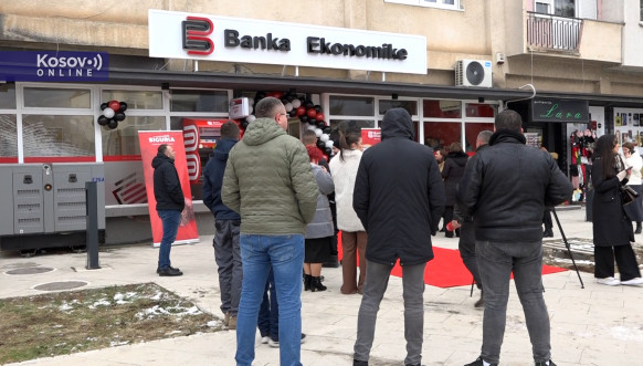 Aljbin Kurti u poseti Leposaviću