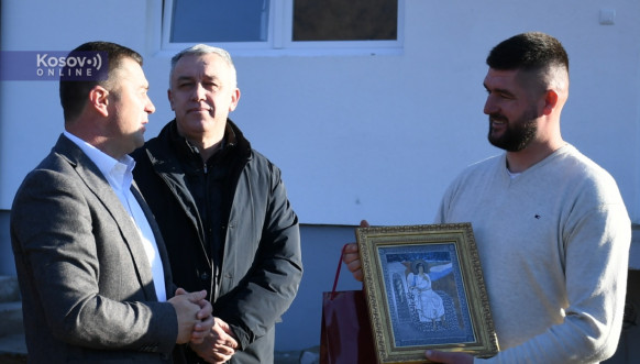 Predstavnici Srpske liste u poseti porodici Čolović i Jasnić