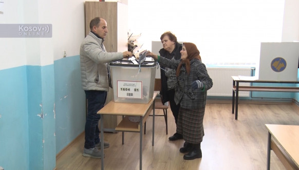 Biračka mesta u Velikoj Hoči i Orahovcu