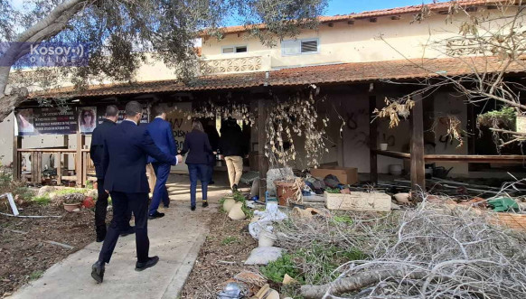 Đurić u obilasku kibuca