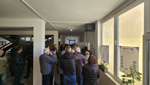 Leposavić glasanje