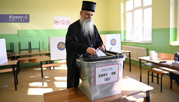 Mitropolit Teodosije glasao u Gračanici