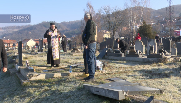 Zadušnice u Južnoj Mitrovici