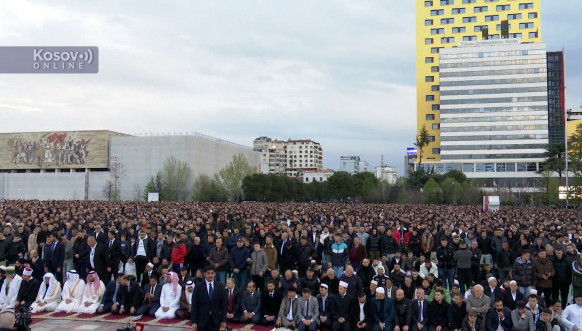 Ramazanski bajram u Tirani