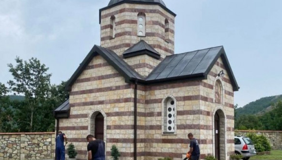 Uređenje dvorišta manastira