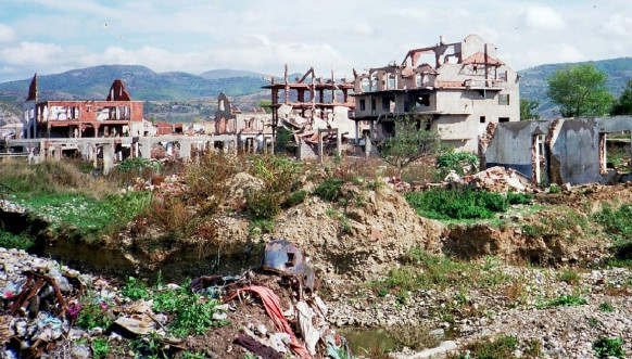 Kosovo, Stradanje Roma