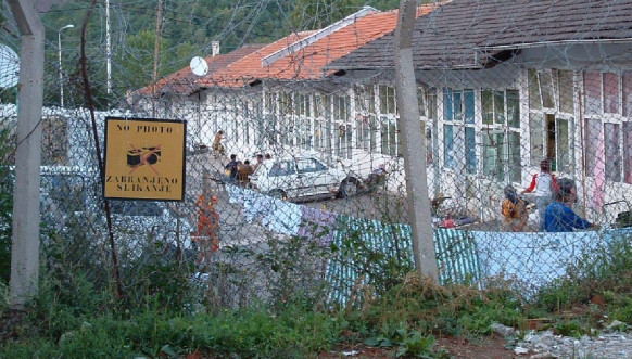 Kosovo, Stradanje Roma