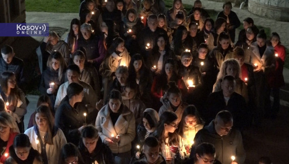 Leposavić, Ponoćna uskršnja liturgija