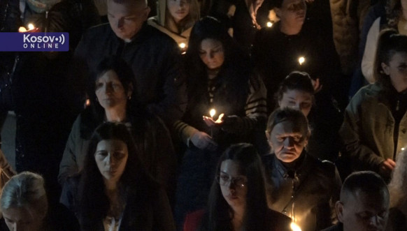 Leposavić, Ponoćna uskršnja liturgija