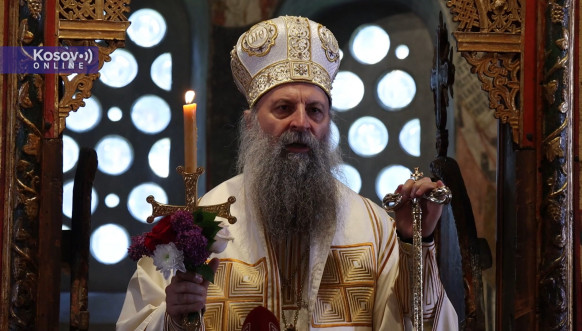 Patrijarh Porfirije služio liturgiju u Pećkoj patrijaršiji