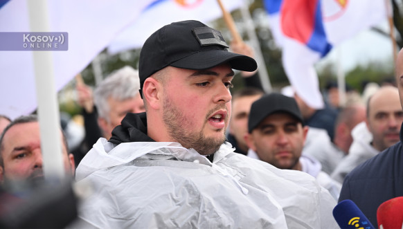 Srbi sa Kosova pešice stigli u Lazarevac