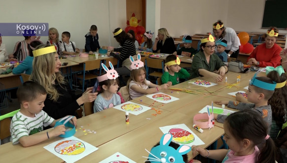 Studenti i predškolci ukrašavali Vaskršnja jaja na Učiteljskom fakultetu 