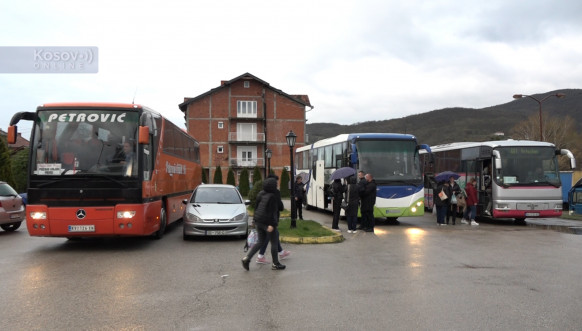 Srbi iz Leposavića krenuli za Beograd