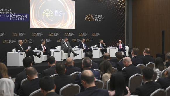 Antalija diplomatski forum - panel "Odgovornost reiona za prosperitetnu budućnost Balkana"