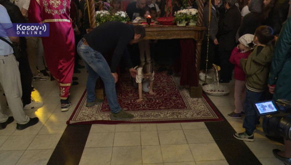 Iznošenje plaštanice na Veliki petak