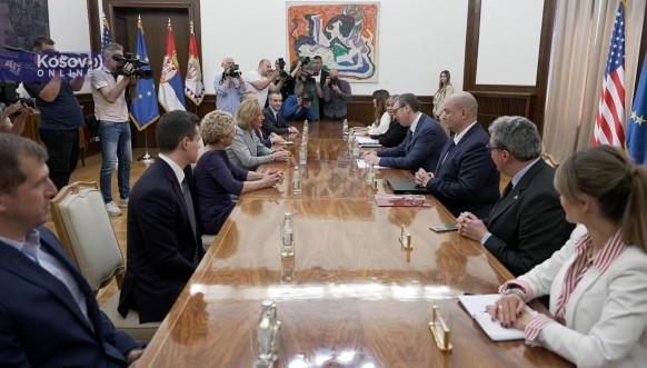 Aleksandar Vučić i Klaudija Teni
