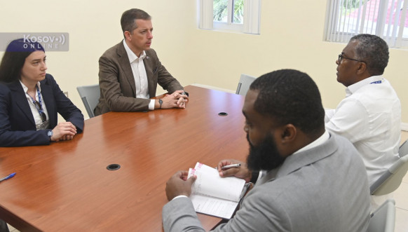 Đurić sa ministrom spoljnih poslova i javnih usluga Bahama 