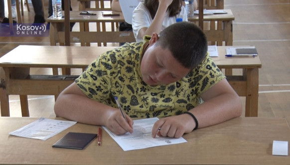 Štrpce, polaganje testa iz srpskog jezika