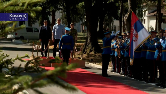 Vučić na sednici Generalštaba Vučić na sednici Generalštaba