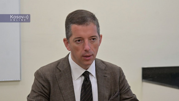 Marko Đurić sa ministrom spoljnih poslova i spoljne trgovine Sent Vinsenta i Grenadina Frederikom Stivensonom