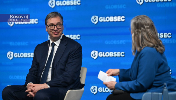 Vučić na Globsek forumu u Pragu