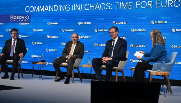 Vučić na Globsek forumu u Pragu