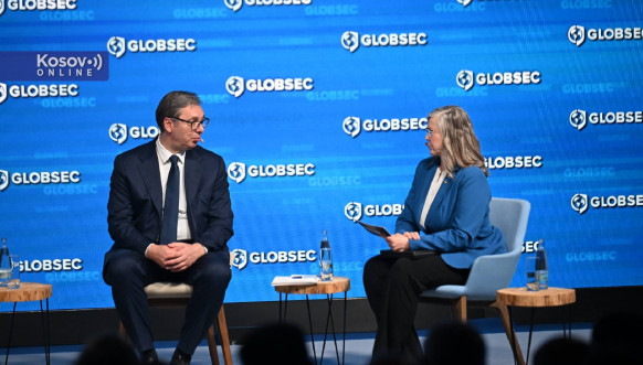 Vučić na Globsek forumu u Pragu
