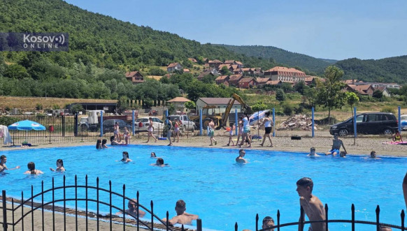Leposavić, bazeni