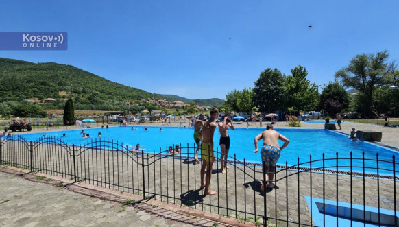 Leposavić, bazeni