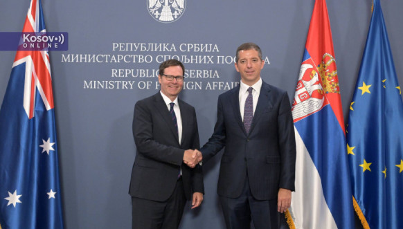 Marko Đurić sa Piterom Džordžom Trasvelom