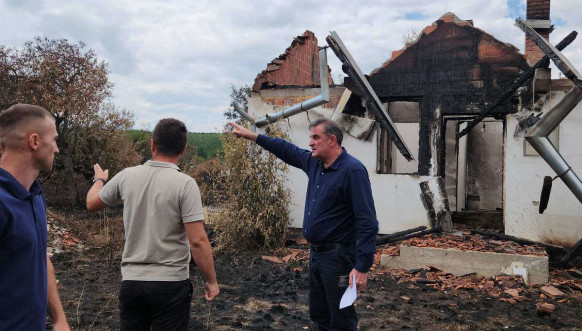 Kancelarija za KiM pomaže porodicama koje su pretrpele štetu u požarima