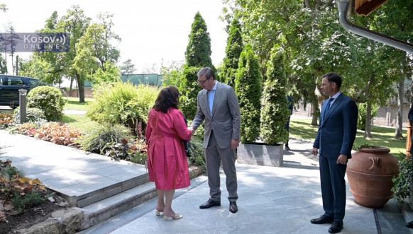 Vučić sa Karen Pirs