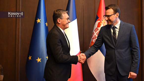 Petković i Rokfej Petković i Rokfej