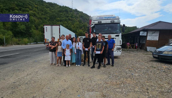 Arlov sa decom sa Kosova Arlov sa decom sa Kosova