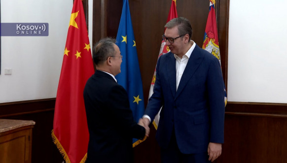Li MIng i Aleksandar Vučić