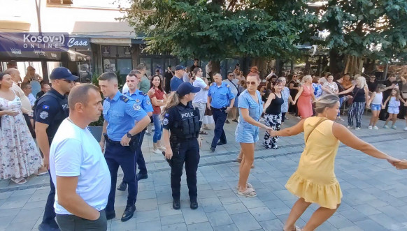 Policija brani igre bez granica u Severnoj Mitrovici