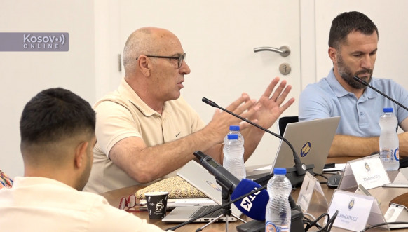 CIK sertifikovala treću grupu sa 39 političkih subjekata, dva nisu odobrena