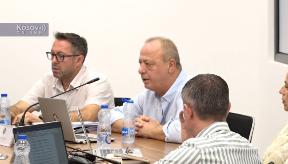 CIK sertifikovala treću grupu sa 39 političkih subjekata, dva nisu odobrena