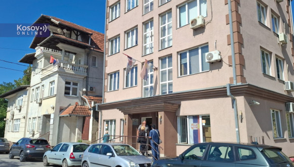 Inspektori opštine Severna Mitrovica ušli u prostorije PIO 