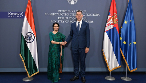 Đurić primio u oproštajnu posetu ambasadorku Indije Đurić primio u oproštajnu posetu ambasadorku Indije