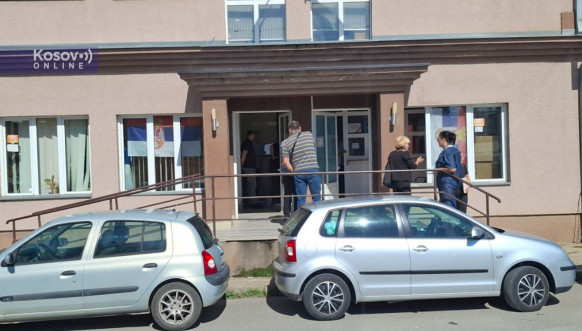 Inspektori opštine Severna Mitrovica ušli u prostorije PIO 